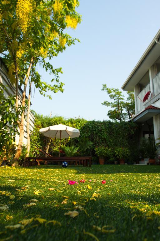 Barefeet Naturist Resort (Adults Only) Бангкок Экстерьер фото